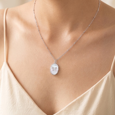 Personalized 1-2 Photos Butterfly Shell Oval Locket Necklace, Dainty Picture Jewelry, Birthday/Anniversary/Memorial Gift for Her/Mom/Family/Pet Lovers